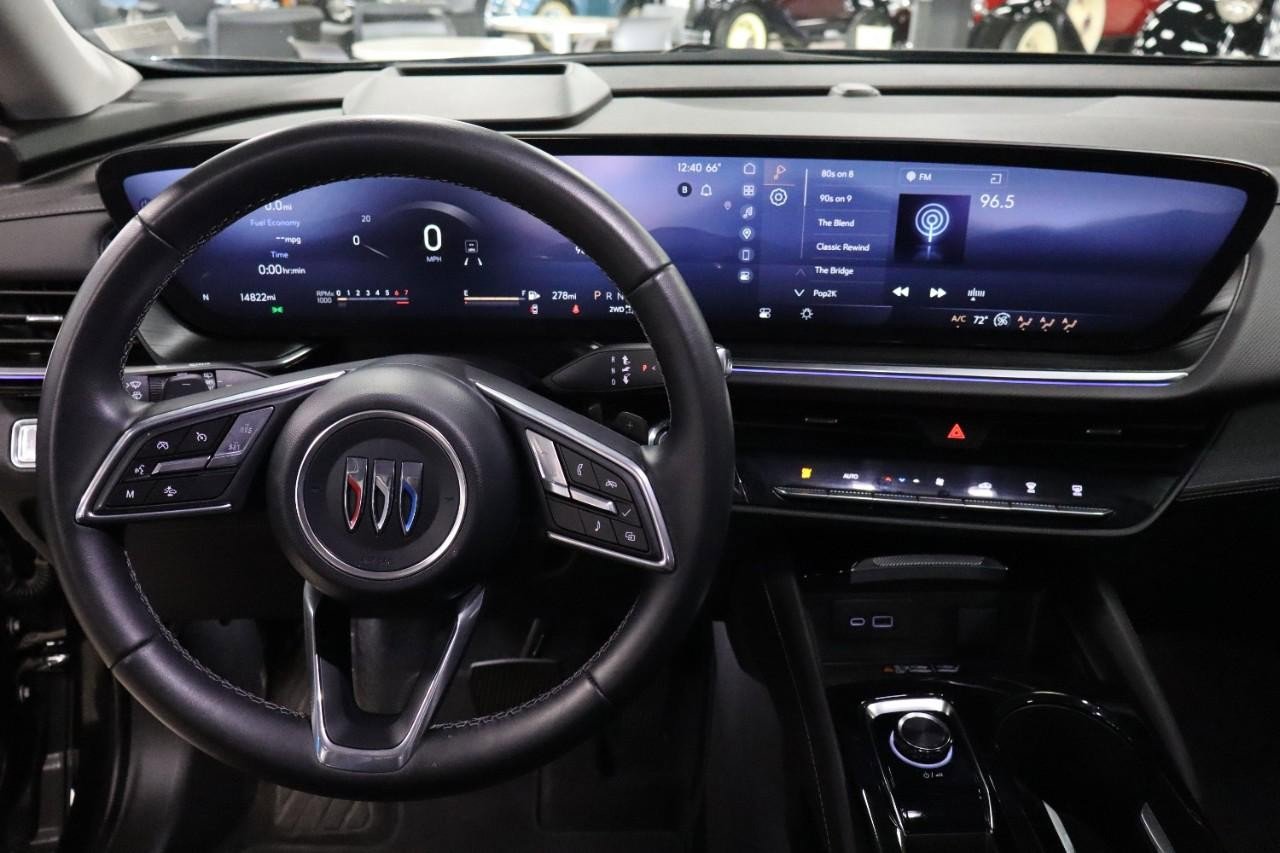Used 2024 Buick Envision Preferred image 14