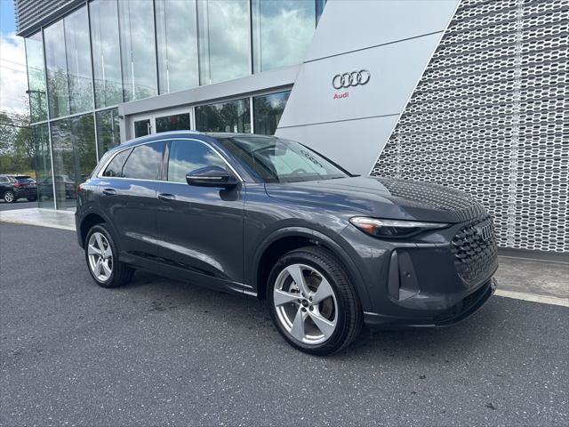 Used 2025 Audi Q5 Premium Plus w/ Premium Plus