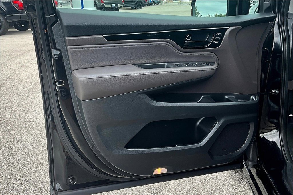 Used 2018 Honda Odyssey Elite image 18