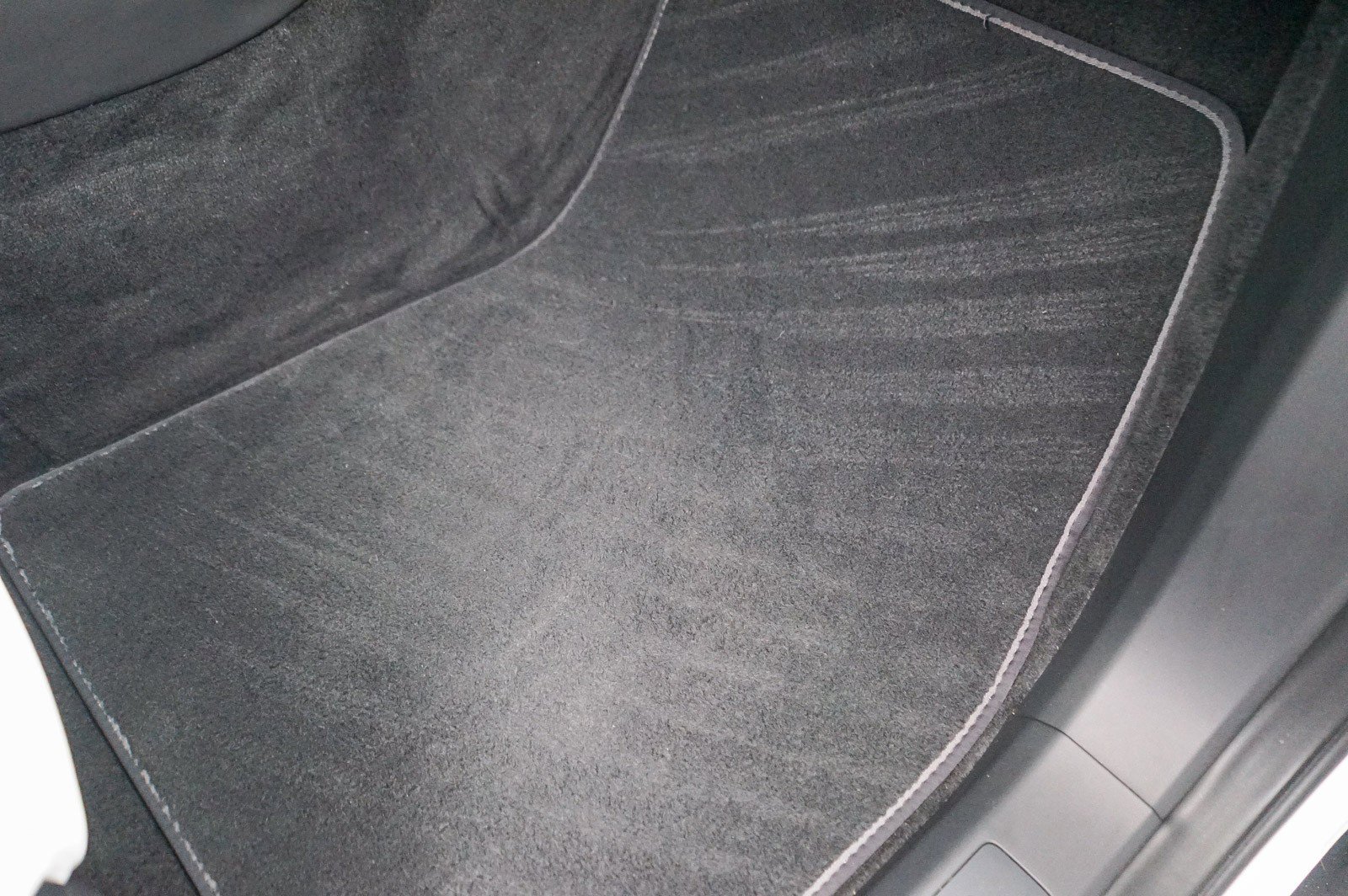 Used 2023 Tesla Model X Plaid image 22