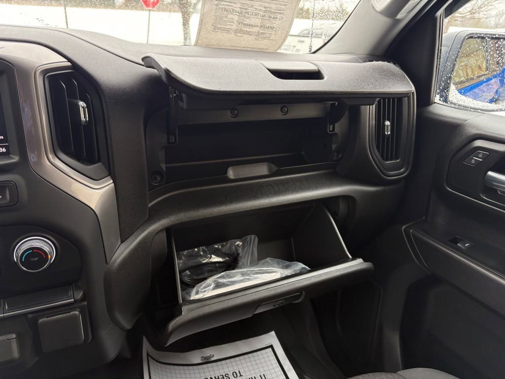 Used 2025 Chevrolet Silverado 1500 Custom w/ Turbomax Blackout Package image 36