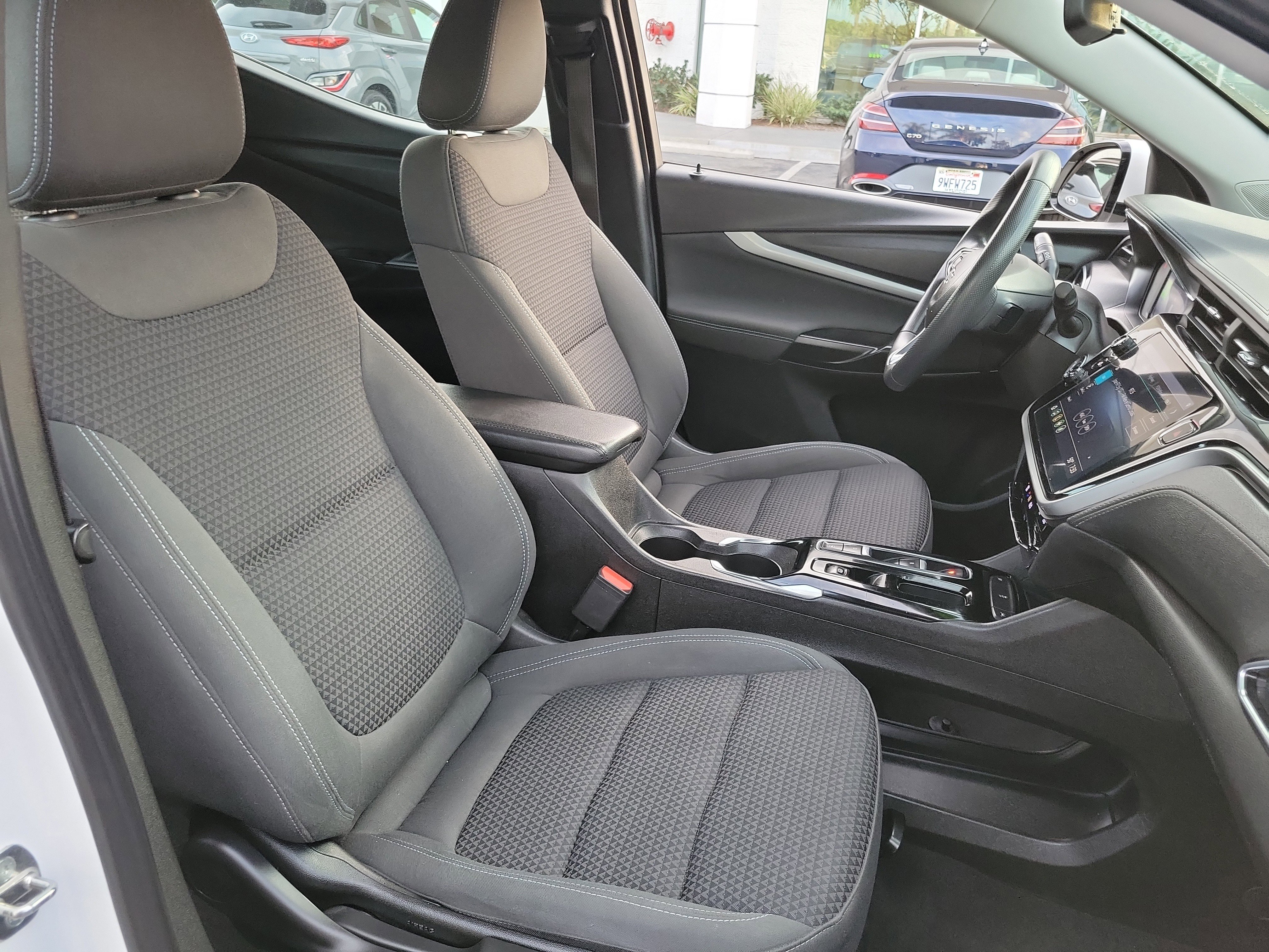 Used 2022 Chevrolet Bolt EUV LT image 20