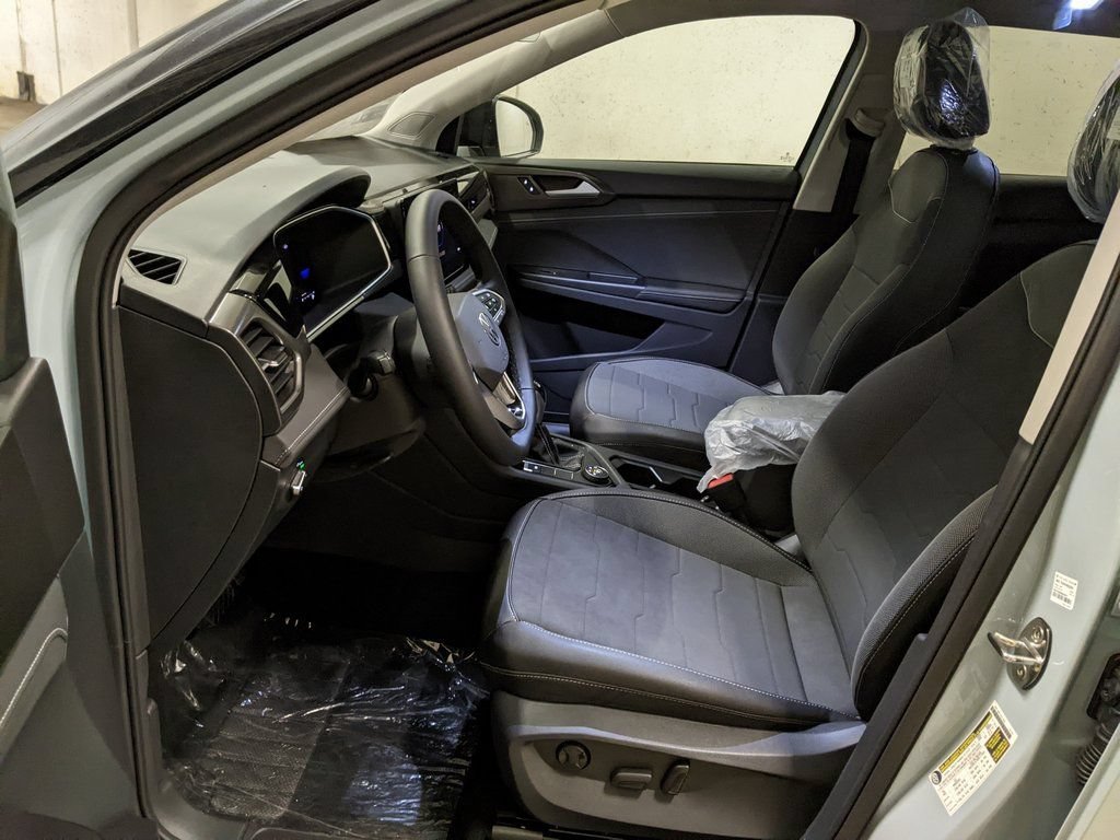 New 2026 Volkswagen Taos SE AWD/4WD image 11