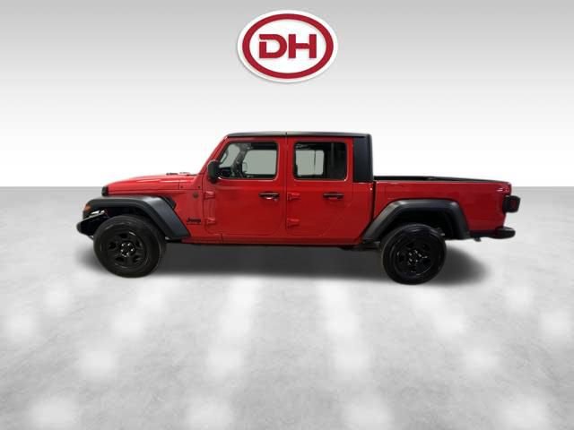 Used 2023 Jeep Gladiator Sport image 8