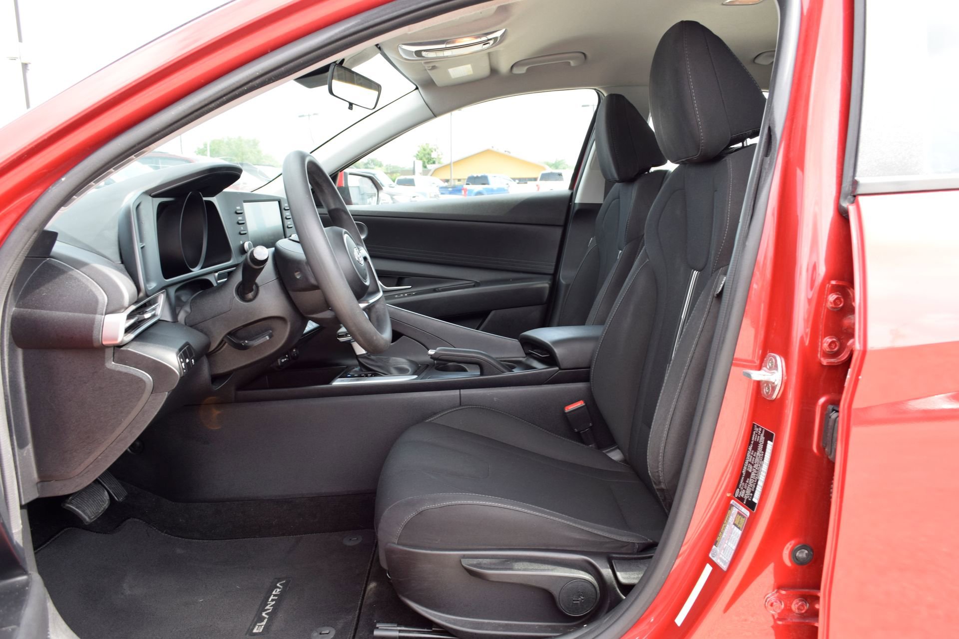 Used 2021 Hyundai Elantra SEL w/ Cargo Package FWD image 18