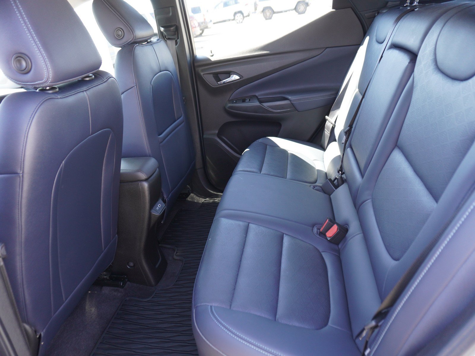 Used 2022 Chevrolet Bolt EUV Premier FWD image 13