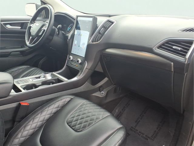 Used 2024 Ford Edge Titanium image 24