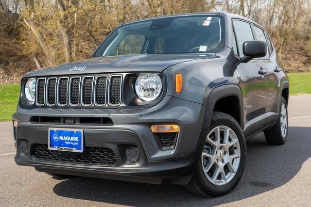 Used 2023 Jeep Renegade Latitude image 1
