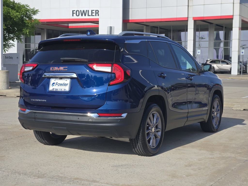 Used 2023 GMC Terrain SLT FWD image 7