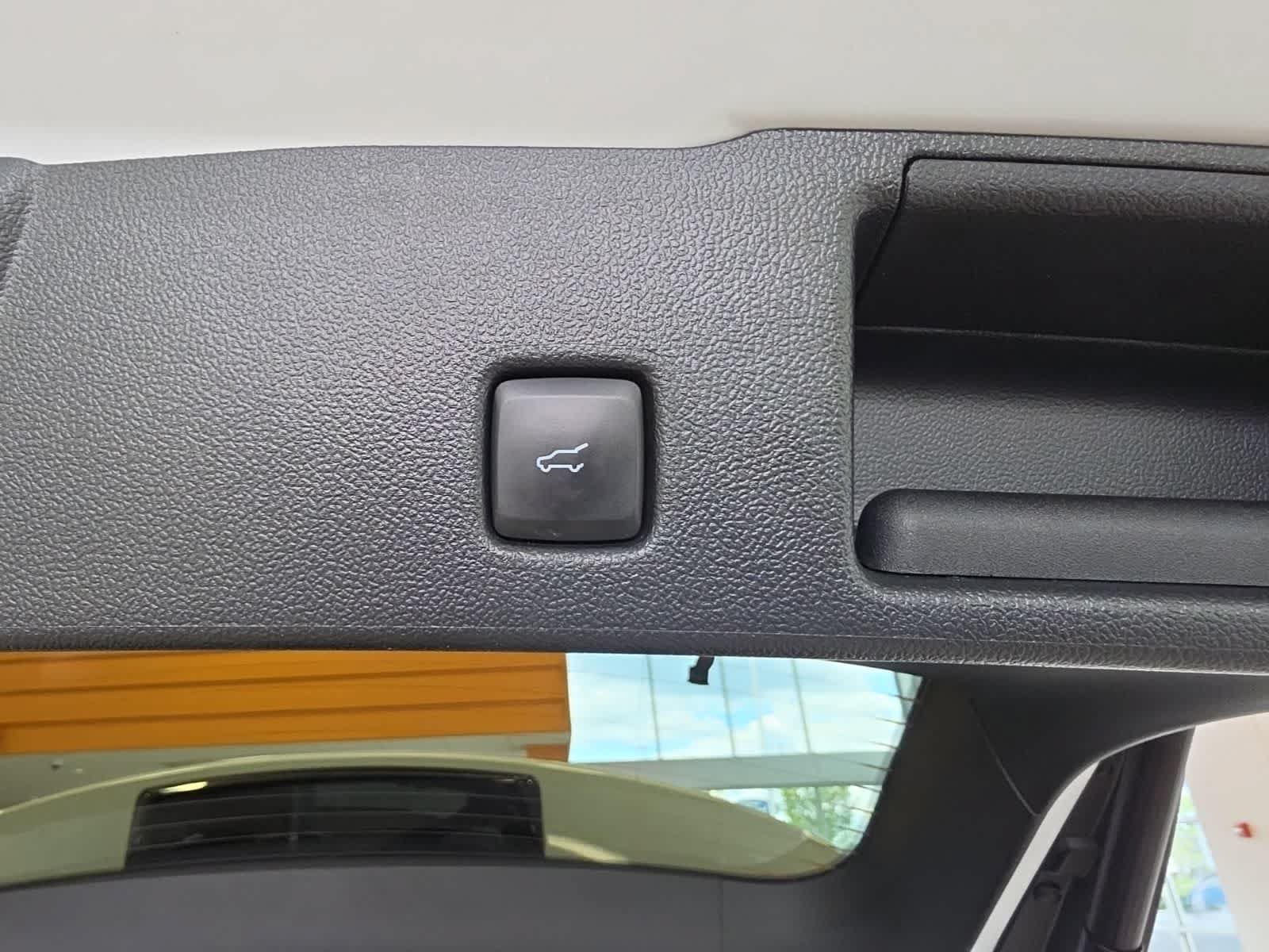 Used 2023 Ford Escape Active FWD image 31