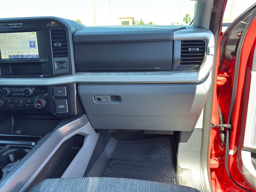 New 2026 Ford F350 XLT w/ XLT Value Package AWD/4WD image 32
