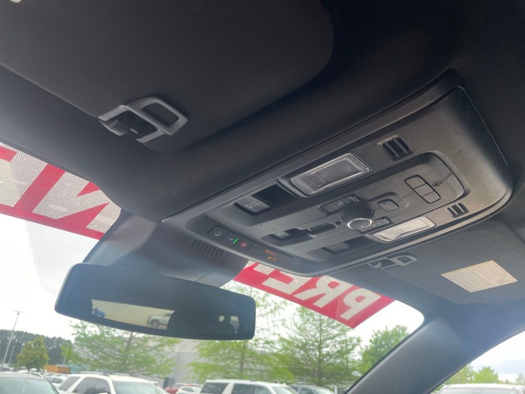 Used 2023 GMC Yukon XL Denali w/ LPO, Floor Liner Package AWD/4WD image 19