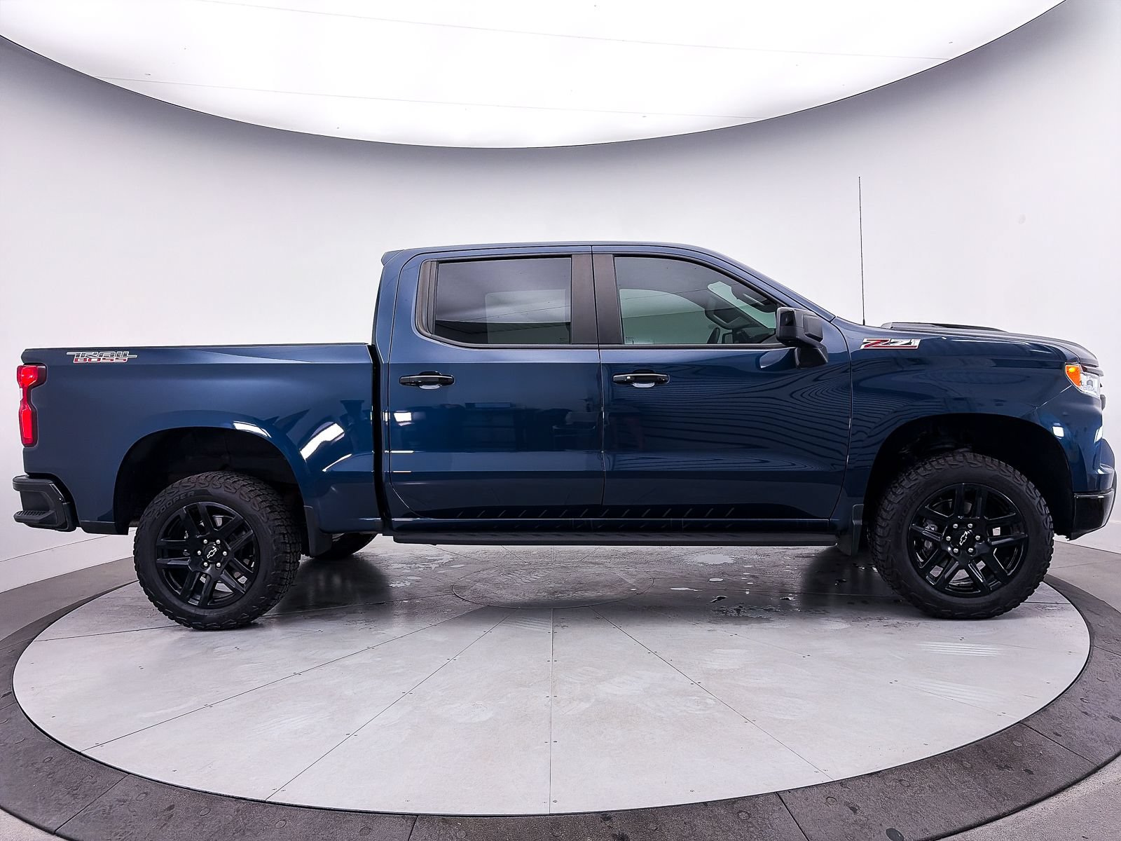 Used 2023 Chevrolet Silverado 1500 LT Trail Boss w/ Protection Package AWD/4WD image 41