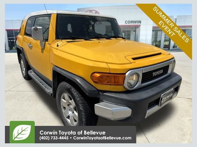 Used 2008 Toyota FJ Cruiser 4WD w/ Upgrade Pkg 2