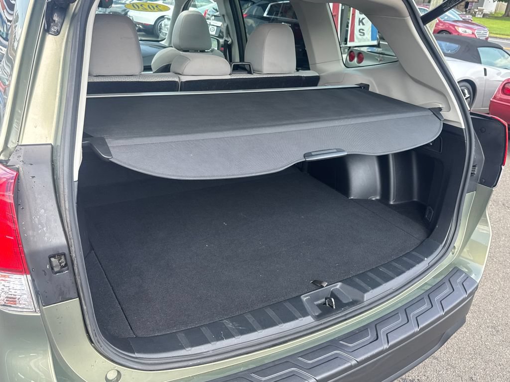 Used 2020 Subaru Forester Premium AWD/4WD image 23