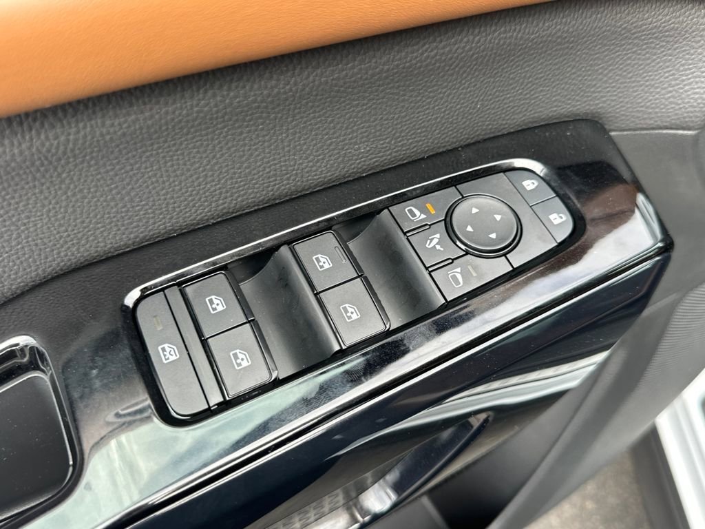New 2026 Nissan Pathfinder Platinum AWD/4WD image 12