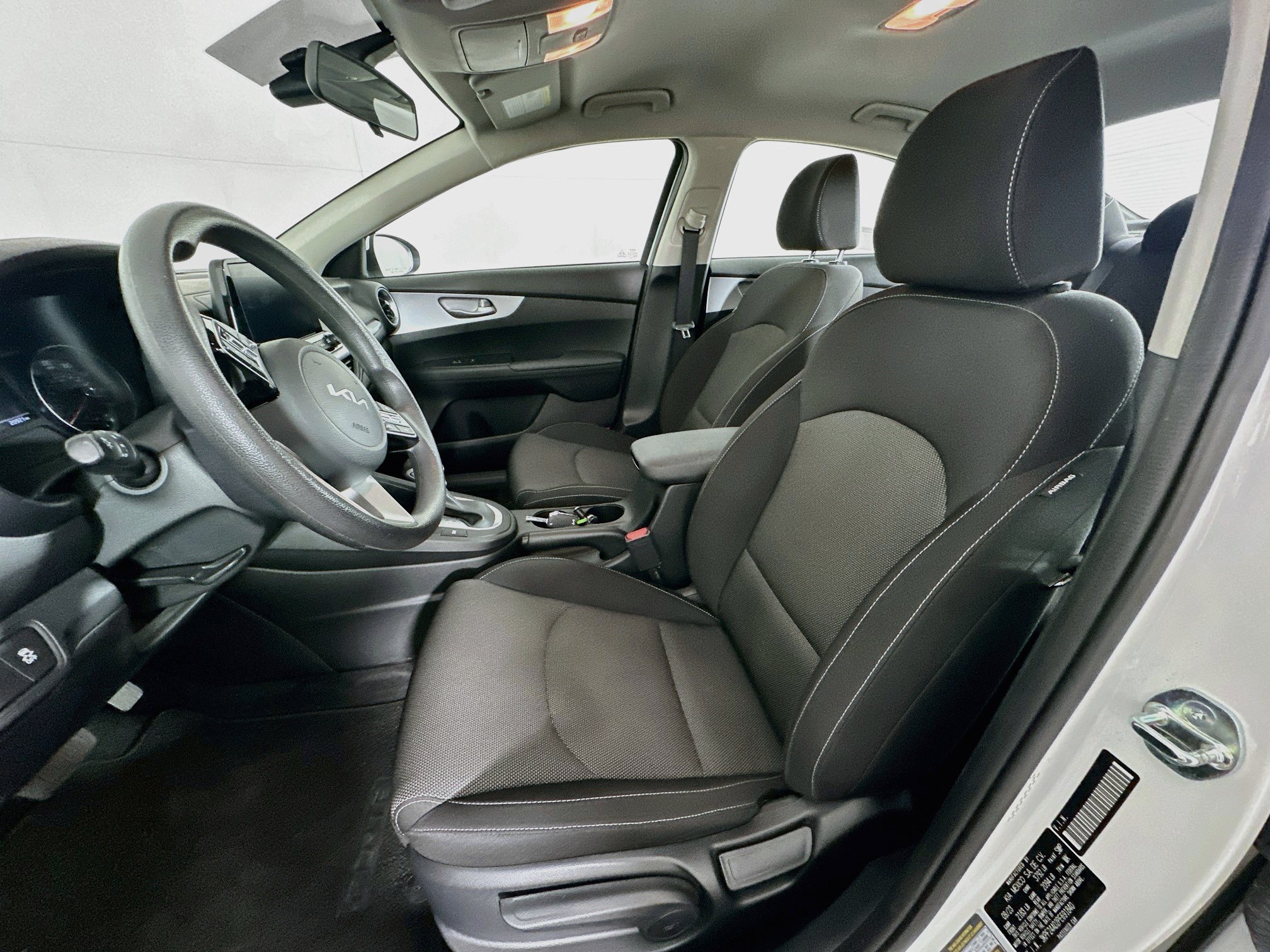 Used 2023 Kia Forte LXS FWD image 13