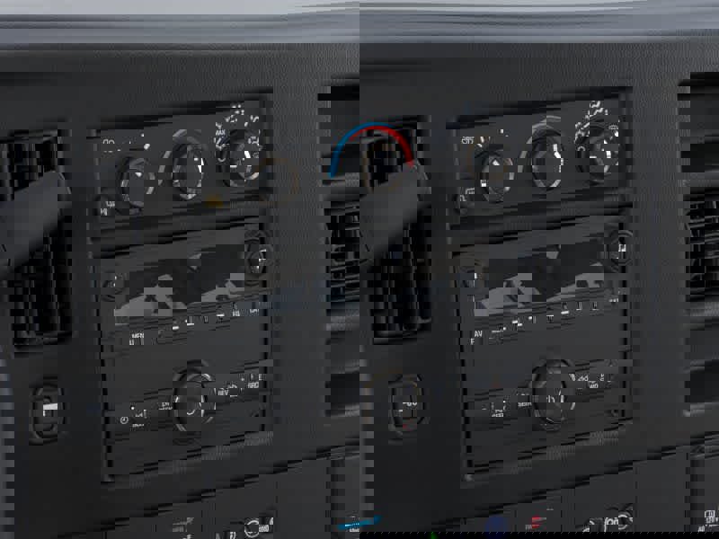 New 2025 GMC Savana 3500 image 20