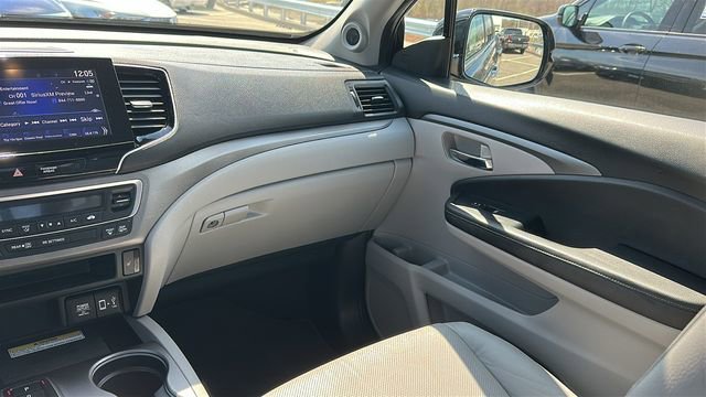 Used 2023 Honda Ridgeline RTL-E image 26