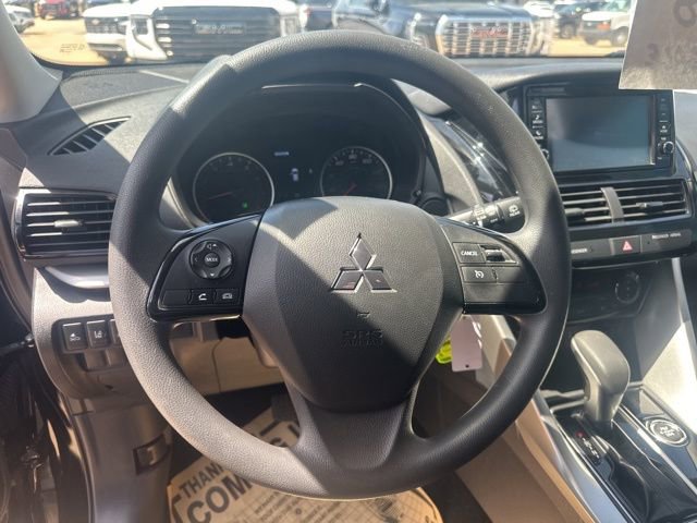 Used 2023 Mitsubishi Eclipse Cross ES image 17