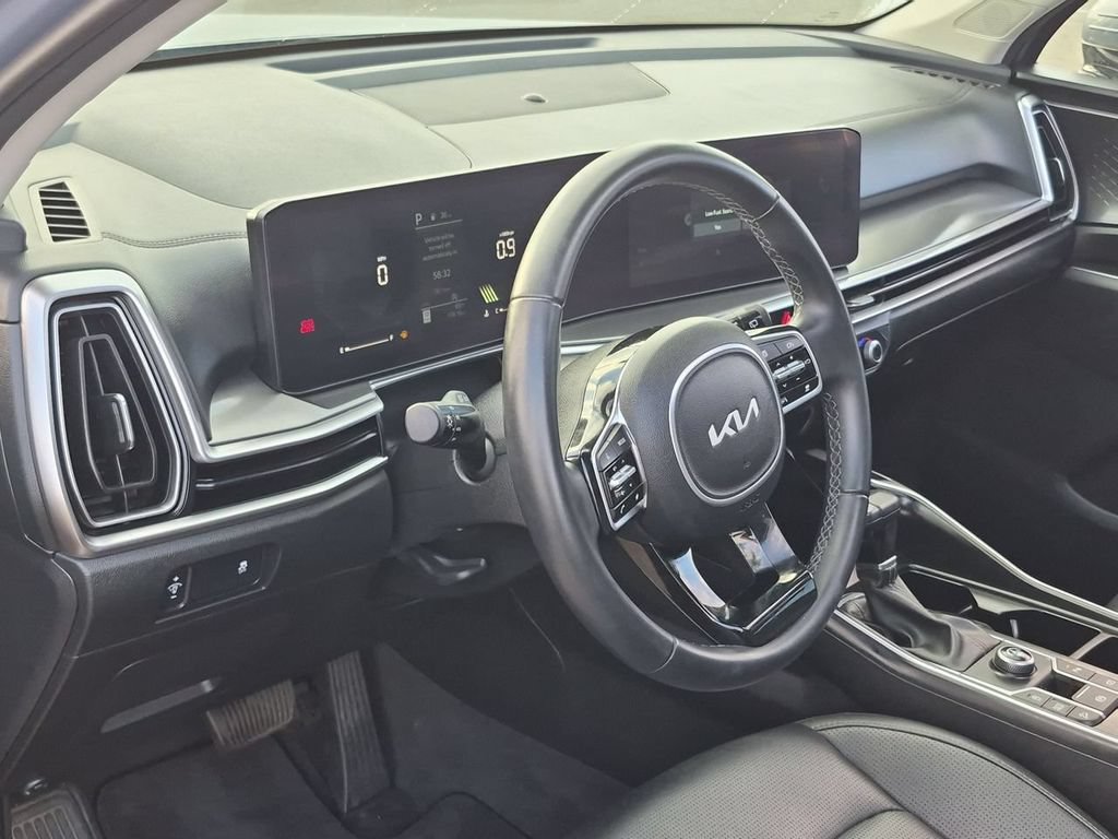 Certified 2024 Kia Sorento S w/ Panoramic Sunroof Package FWD image 10
