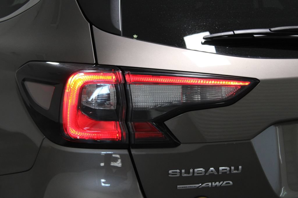 Used 2021 Subaru Outback Premium AWD/4WD image 44