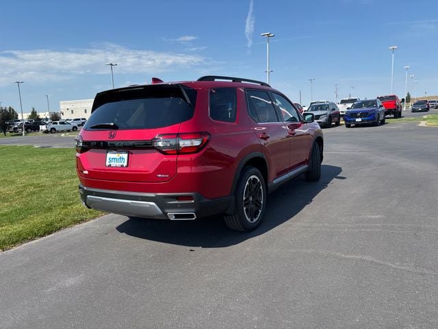 New 2026 Honda Pilot Touring image 3
