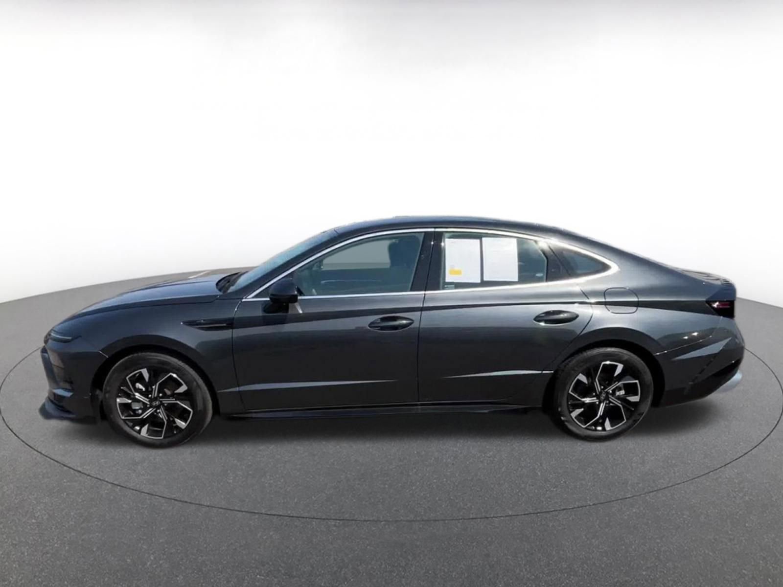 Used 2025 Hyundai Sonata SEL image 10