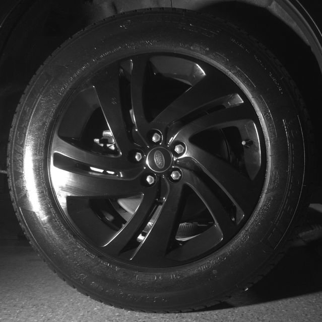 Used 2025 Land Rover Discovery Sport S image 42