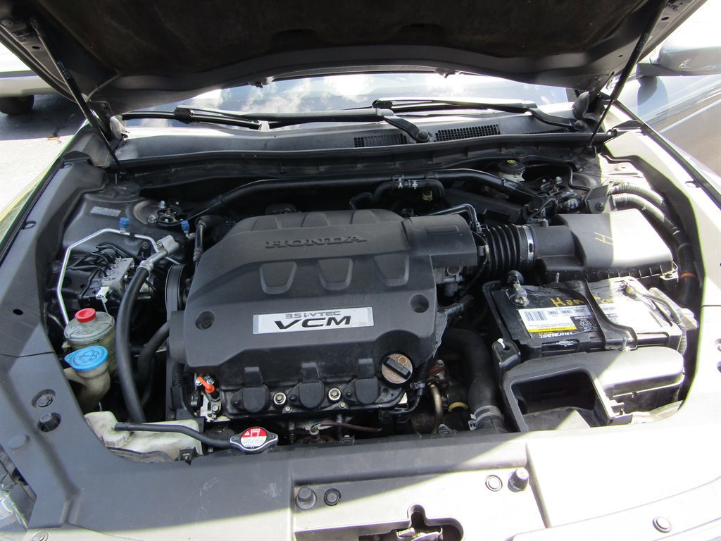 Used 2012 Honda Crosstour EX image 14