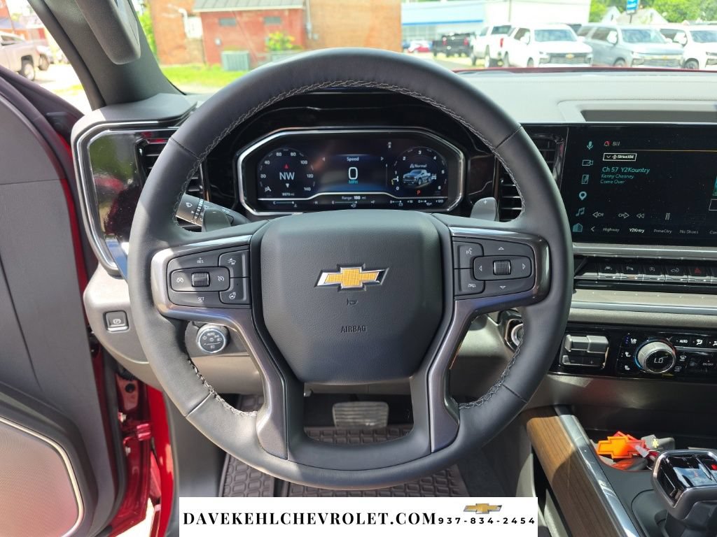 Used 2024 Chevrolet Silverado 1500 High Country w/ Technology Package AWD/4WD image 14