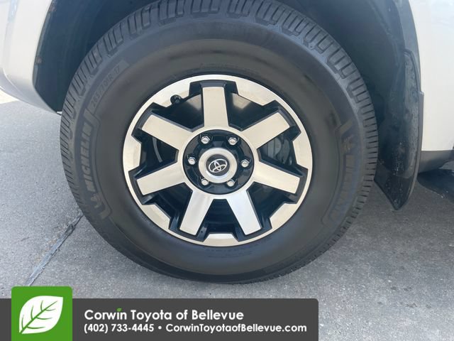 Used 2017 Toyota 4Runner TRD Off-Road AWD/4WD image 26