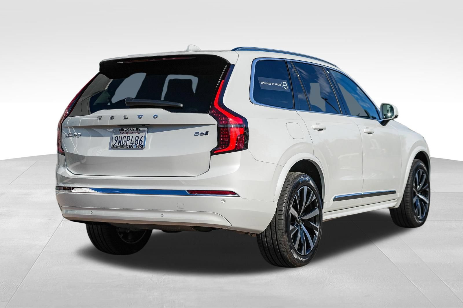 Certified 2026 Volvo XC90 B6 Core AWD/4WD image 9