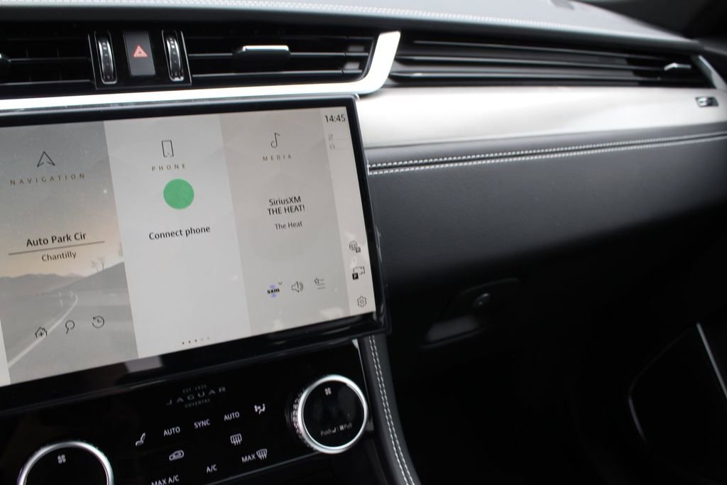 Used 2026 Jaguar F-PACE R-Dynamic S image 12