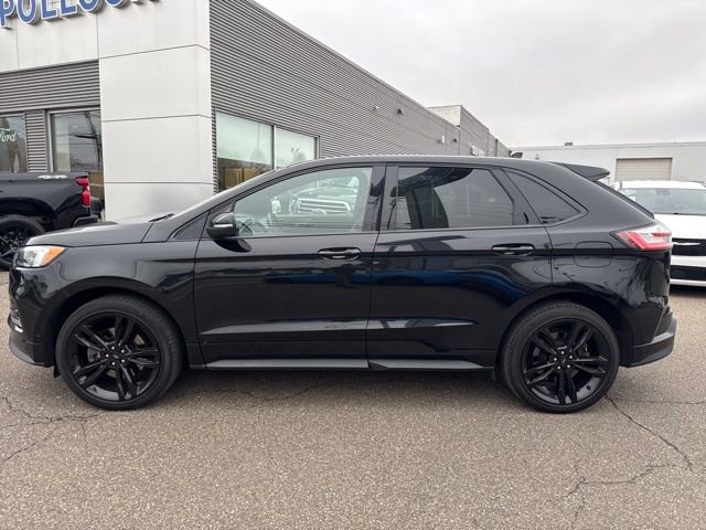 Certified 2020 Ford Edge ST w/ Equipment Group 401A image 9