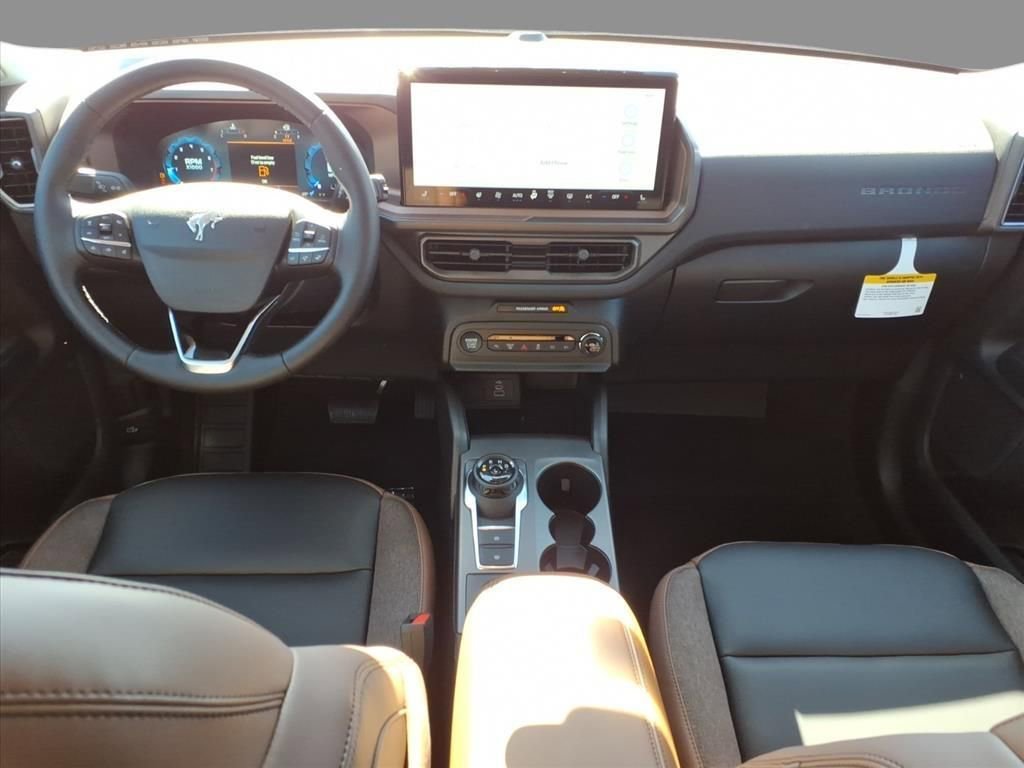 New 2025 Ford Bronco Sport Outer Banks image 13