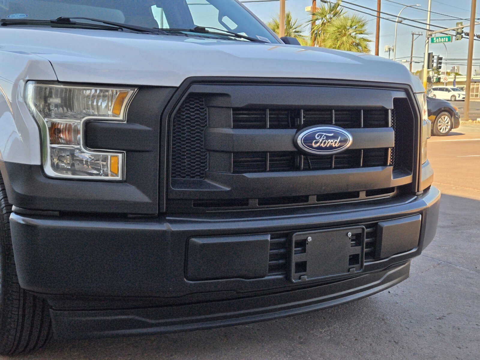 Used 2017 Ford F150 XL w/ Equipment Group 101A Mid RWD image 5