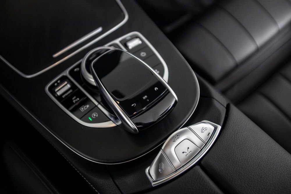 Used 2023 Mercedes-Benz E 450 Cabriolet image 37