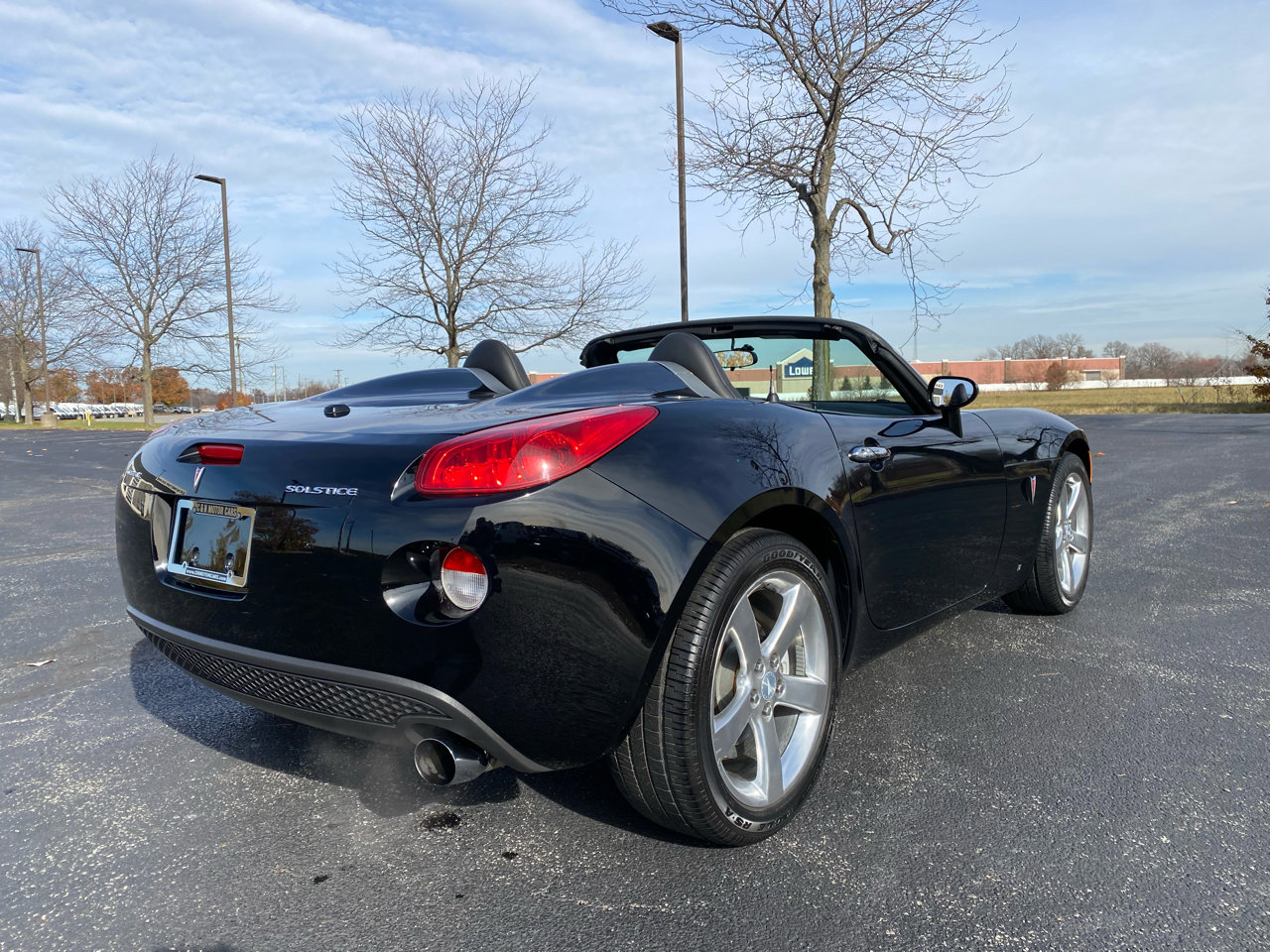 Used 2007 Pontiac Solstice Convertible w/ Premium Package image 9