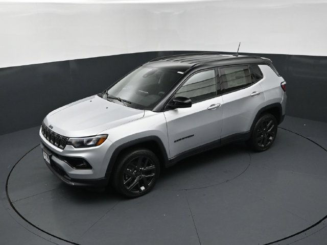 New 2026 Jeep Compass Limited AWD/4WD image 14