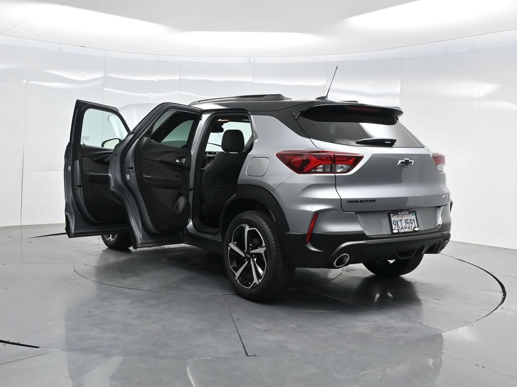 Used 2023 Chevrolet TrailBlazer RS w/ Convenience Package FWD image 46