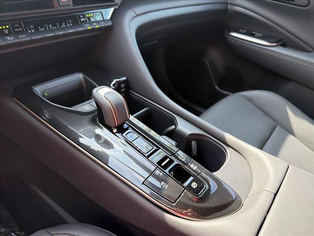 New 2026 Toyota Crown Signia AWD/4WD image 10