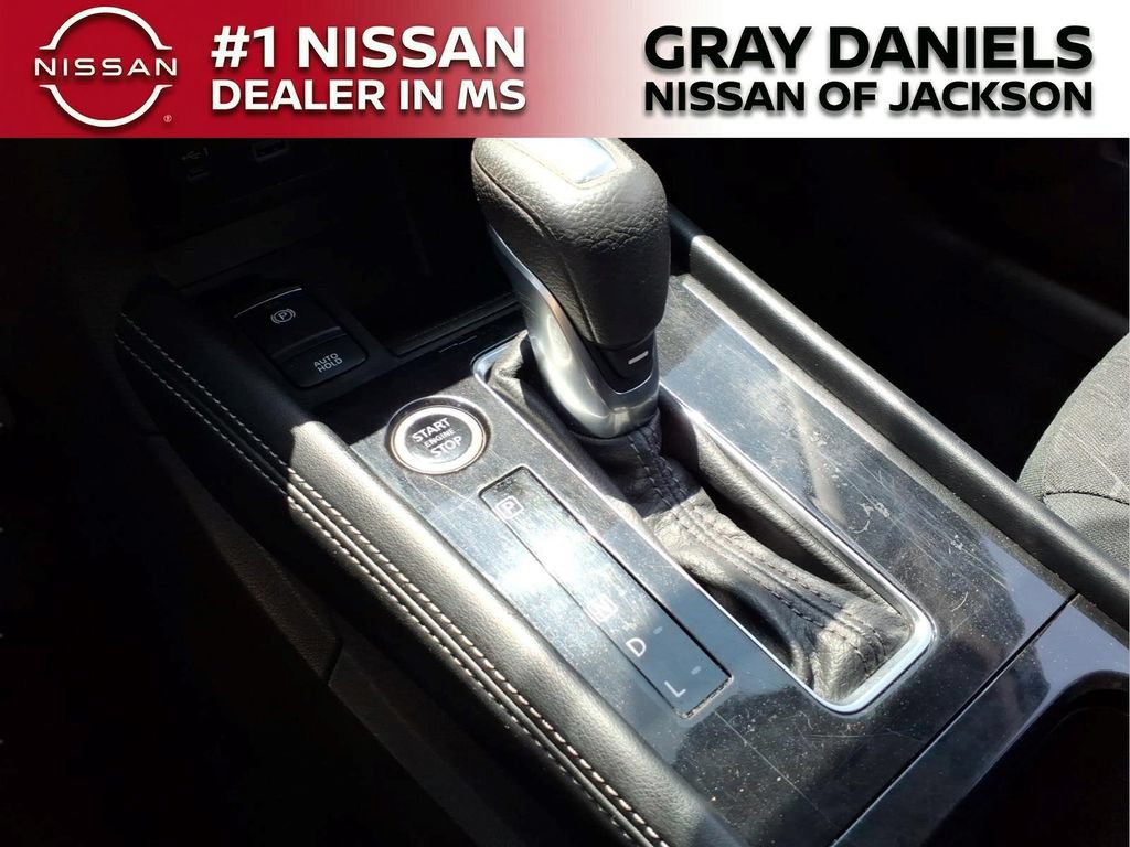 Used 2021 Nissan Kicks SV FWD image 18