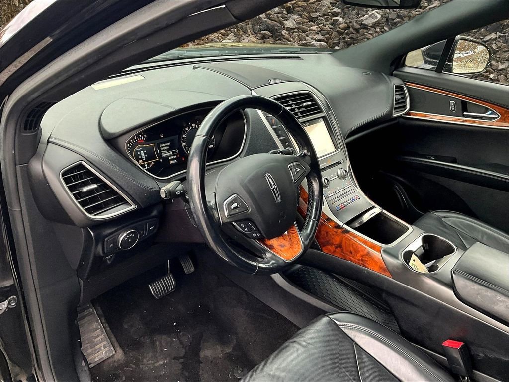 Used 2018 Lincoln MKX Reserve w/ Driver Assistance Package image 12