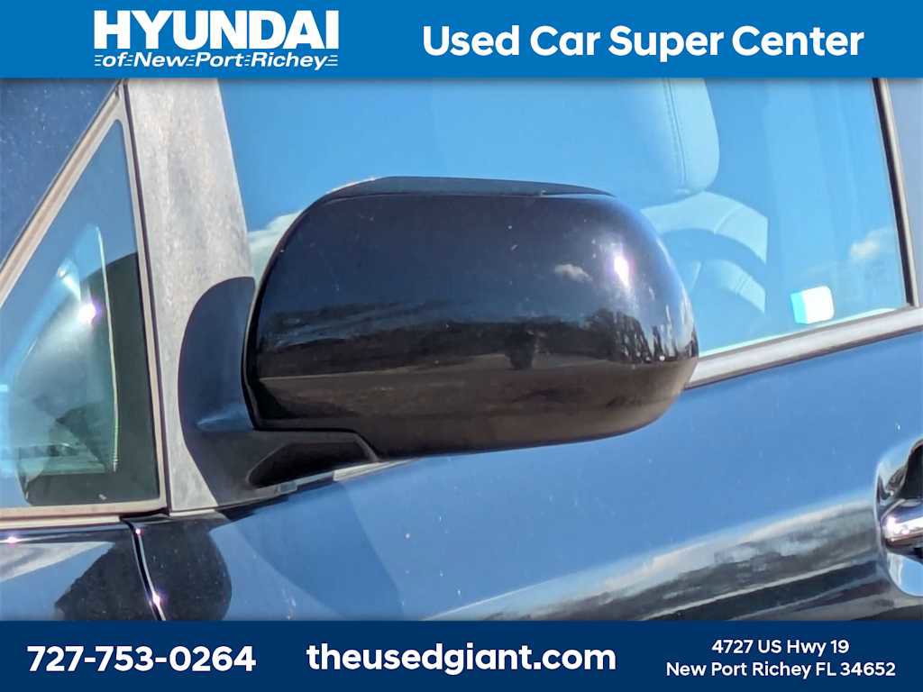 Used 2015 Toyota Sienna XLE image 11