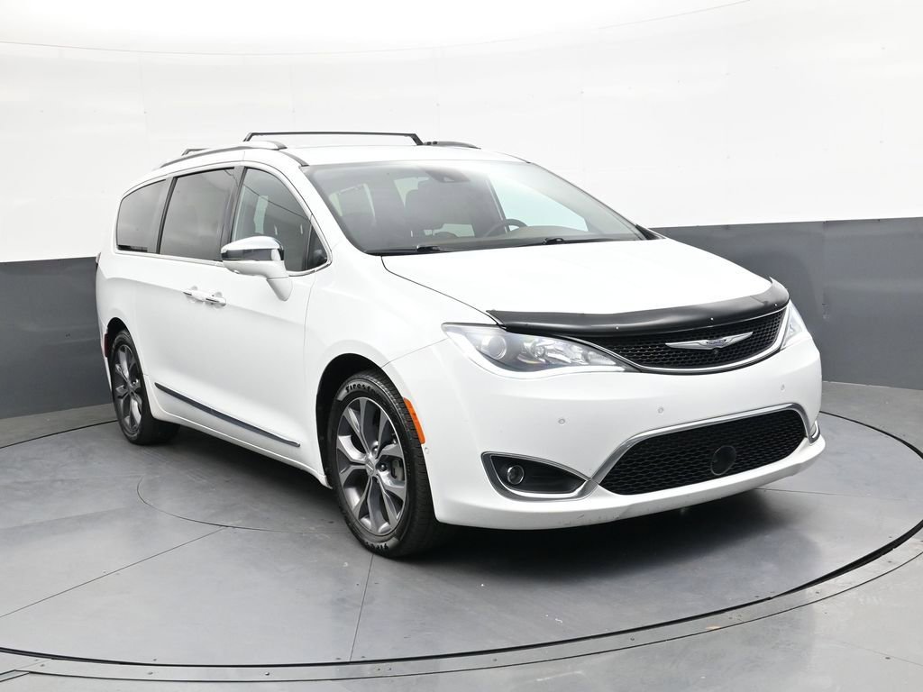 Used 2017 Chrysler Pacifica Limited