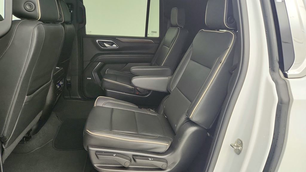 Certified 2022 Chevrolet Suburban Premier image 27
