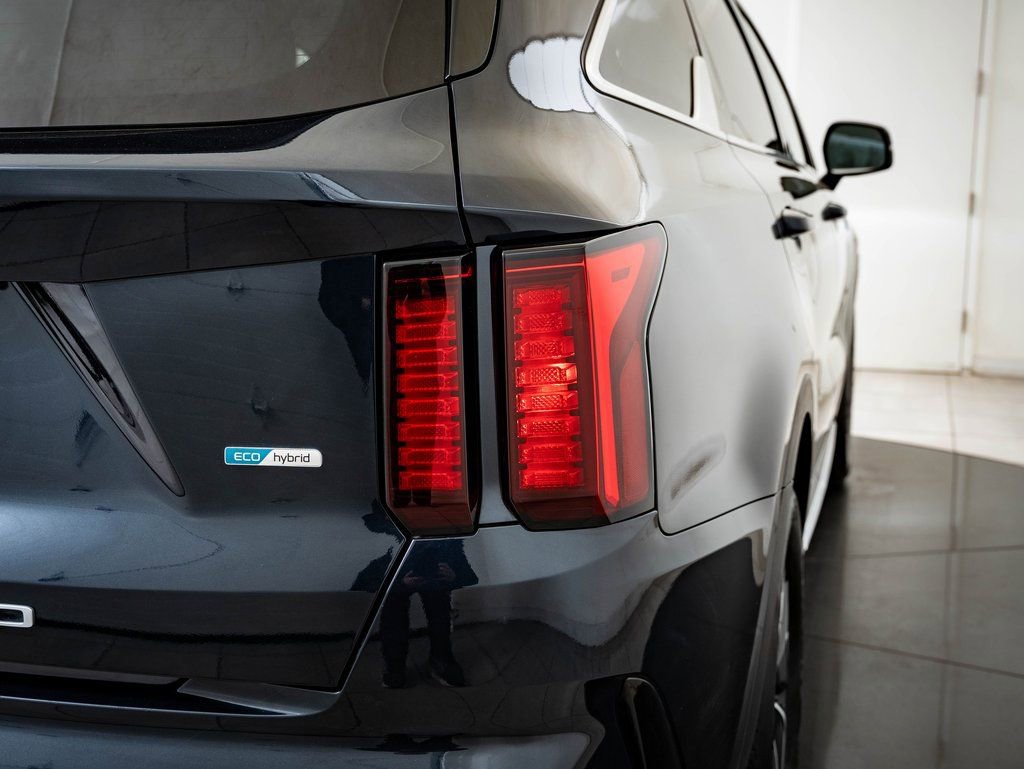 Used 2022 Kia Sorento S image 15