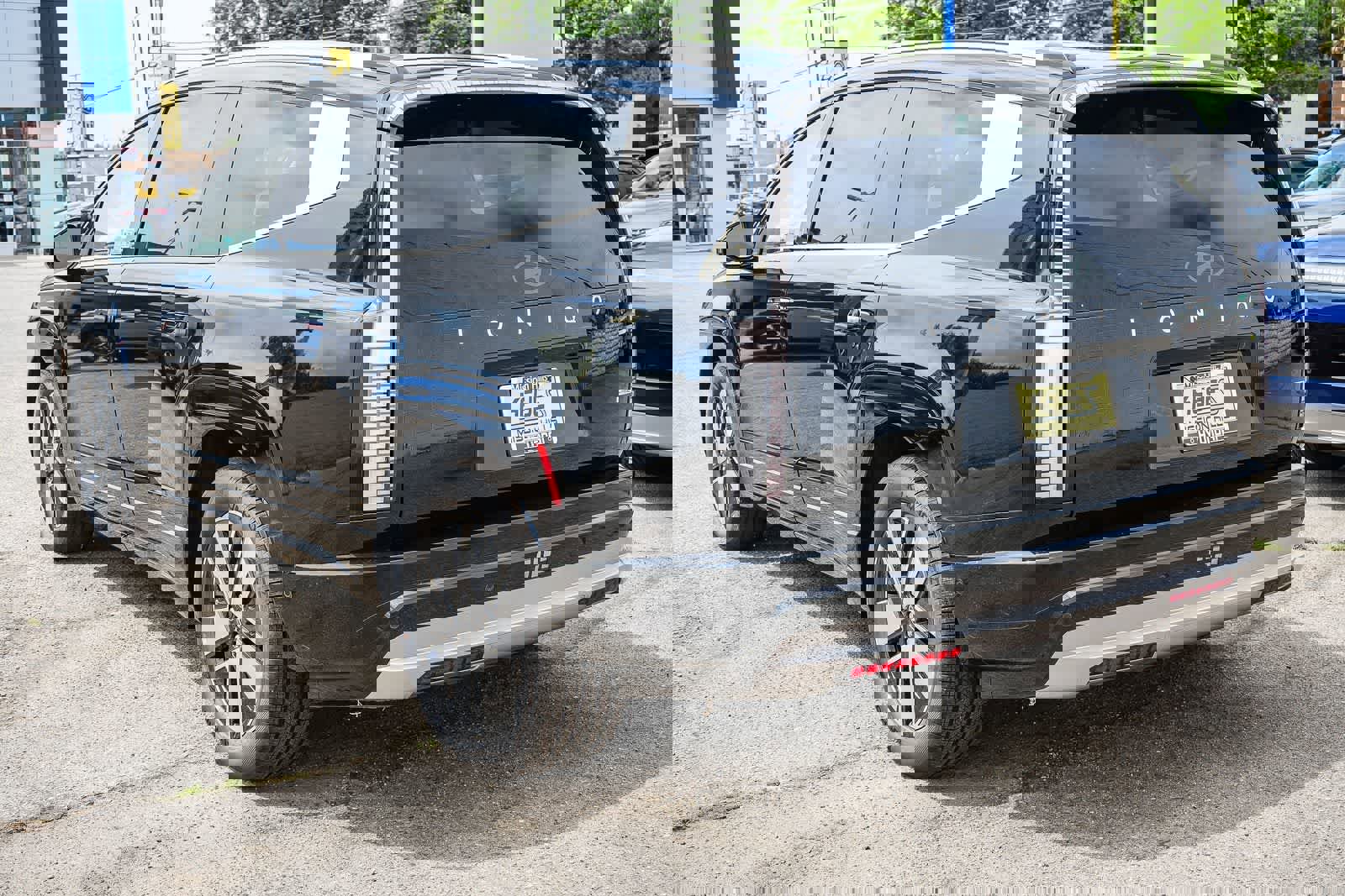 New 2026 Hyundai Ioniq 9 SEL image 2