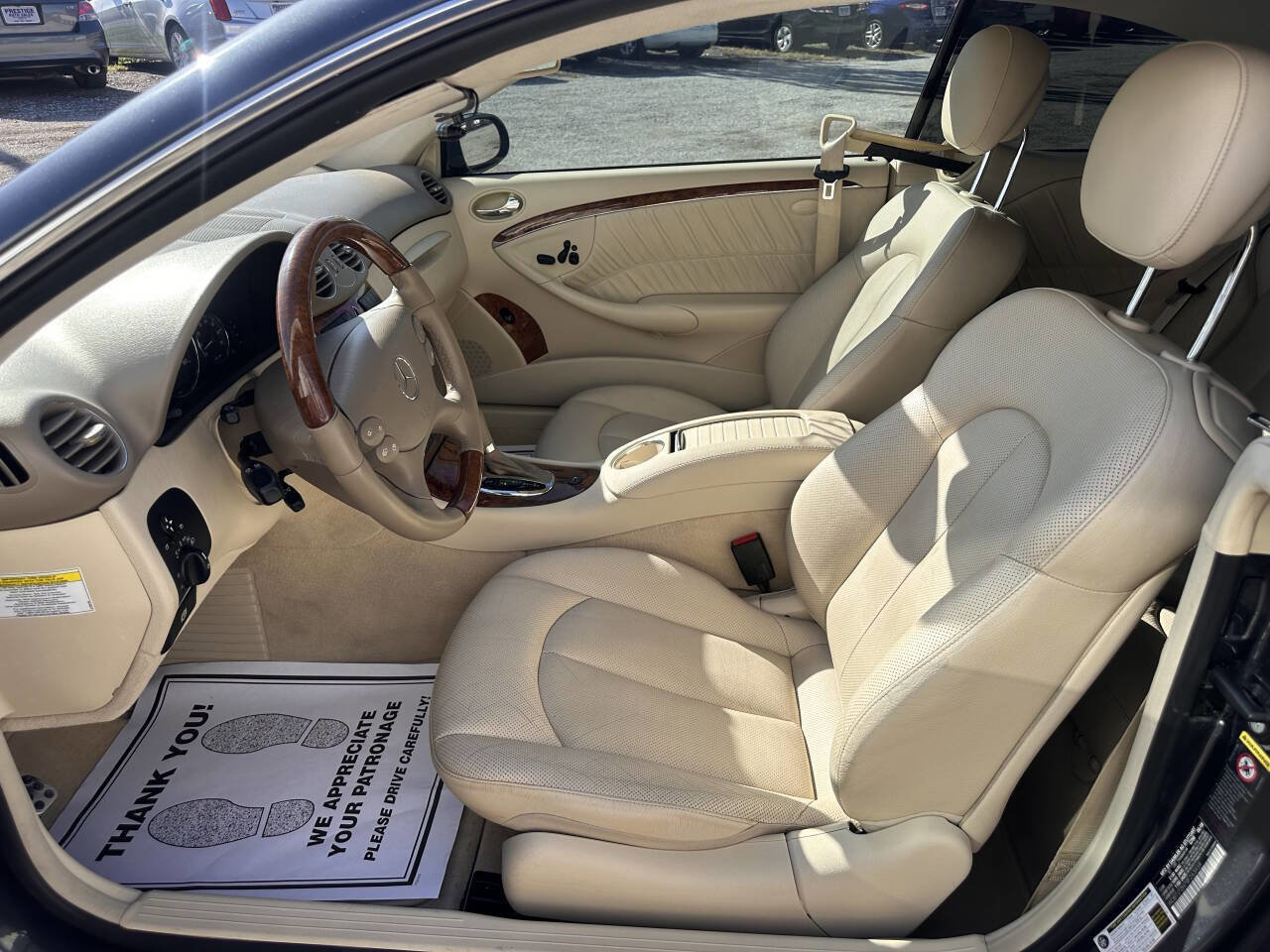 Used 2009 Mercedes-Benz CLK 550 Coupe image 11